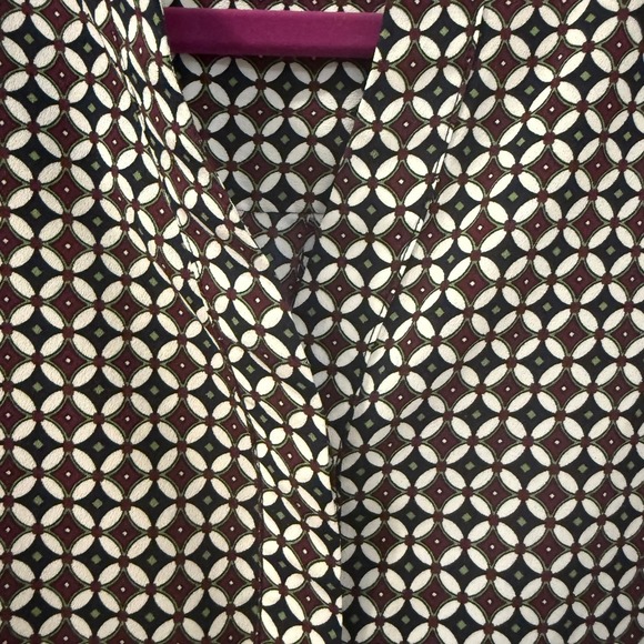 Talbots Petites LP Diamond‎ Geometric Print Red V-Neck Blouse Shirt Top Women - Picture 6 of 10